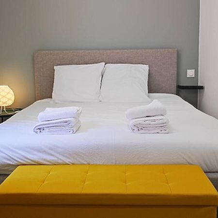 Cocon De Charline - Charme Et Elegance Dans Le Centre Apartment Montauban Ngoại thất bức ảnh
