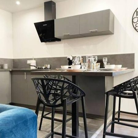 Cocon De Charline - Charme Et Elegance Dans Le Centre Apartment Montauban Ngoại thất bức ảnh