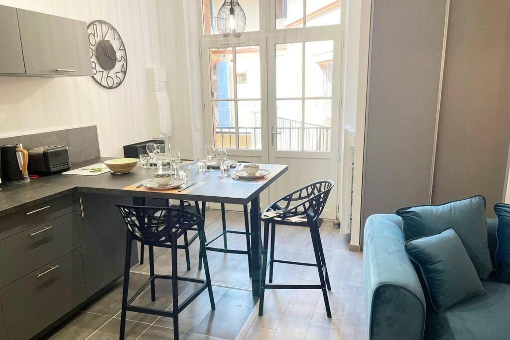Cocon De Charline - Charme Et Elegance Dans Le Centre Apartment Montauban Ngoại thất bức ảnh